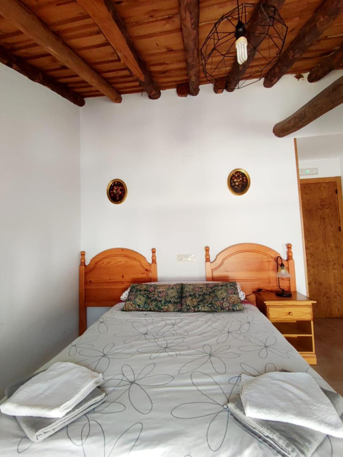 Alojamiento Turistico Los Laureles Segovia Kültér fotó